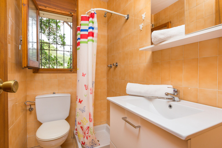 Bathroom 3, Villa Montecarlo 36, Girona