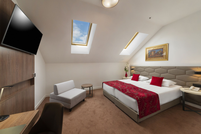 Bedroom 3, Hotel Park 45, Zagreb