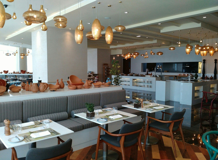Food & Drinks 4, Grand Millennium Muscat Apartments and Suites connected to Mall, Bausher