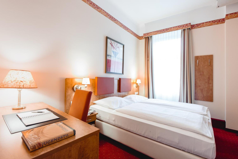 Bedroom 3, Hotel Allegro, Wien