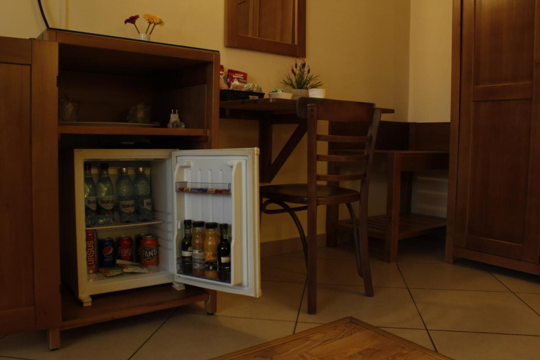 Food & Drinks 4, Vila Toparceanu, Otopeni