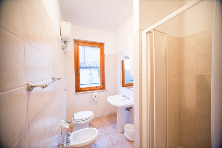 Bathroom 4, Hotel I Tigli Corinaldo Albergo Diffuso, Ancona