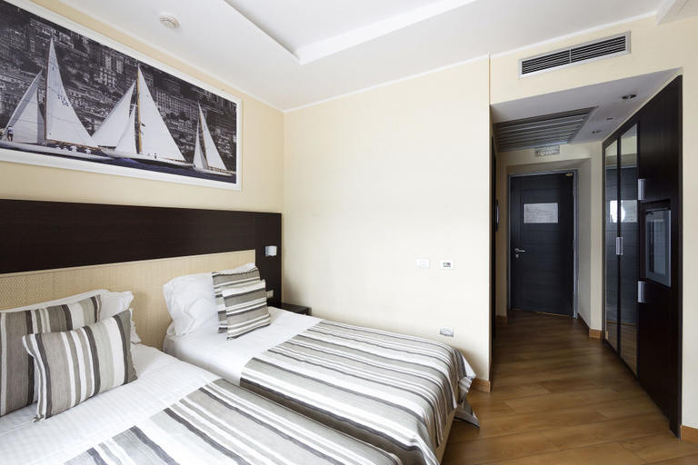Bedroom 2, Hotel Naples, Napoli