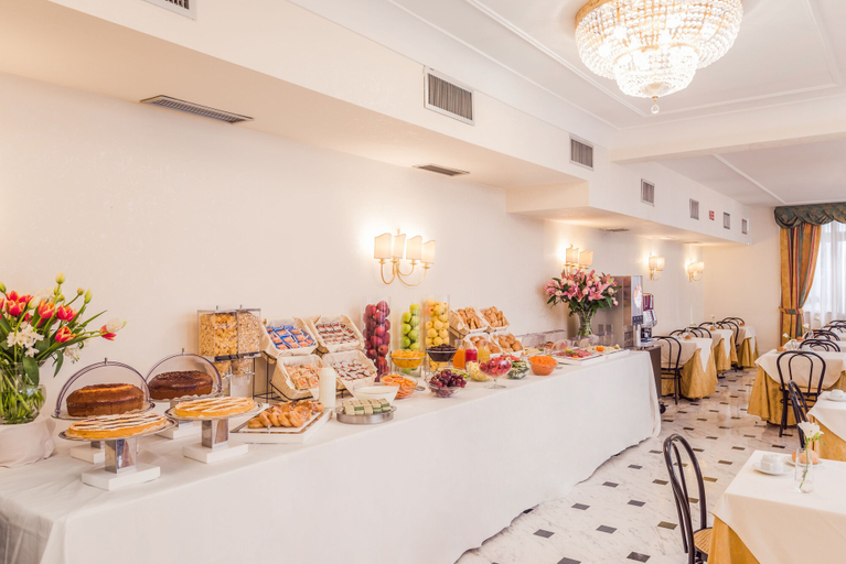 Food & Drinks 5, Raeli Hotel Lux, Roma