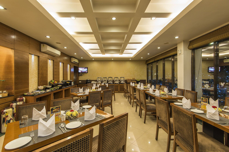 Food & Drinks 5, Phoenix Hotel, Pune