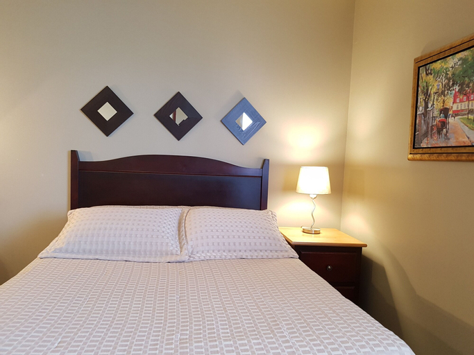 Bedroom 4, Hotel Le Must, Portneuf