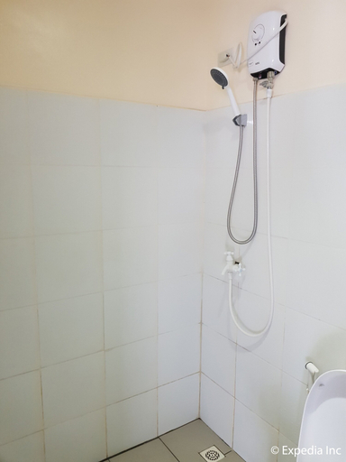 Bathroom 4, Miami Heat Beach Resort, Morong