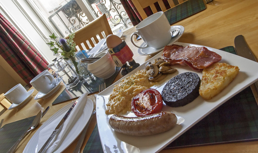 Food & Drinks 5, Bank Guest House, Highland