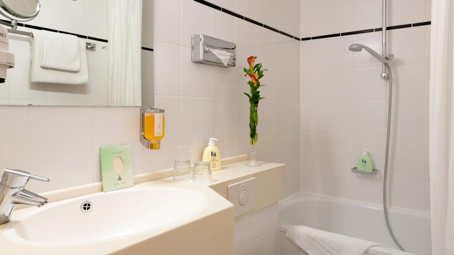 Bathroom 4, Hotel Scala Frankfurt City, Frankfurt am Main