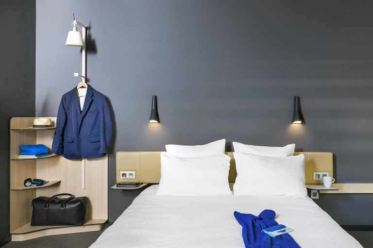 Bedroom 2, OKKO Hotels Bayonne Centre, Pyrénées-Atlantiques