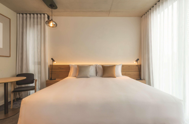 Bedroom 28