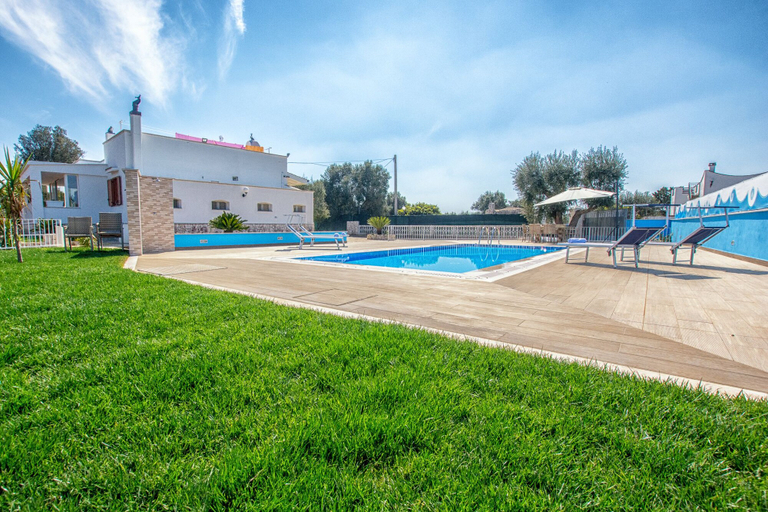 Sport & Beauty 1, Villa Afrodite, Brindisi