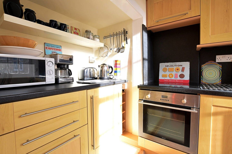 Others 5, JOIVY Bright New Town 2 bed Apt - 5 Mins to Princes St, Edinburgh