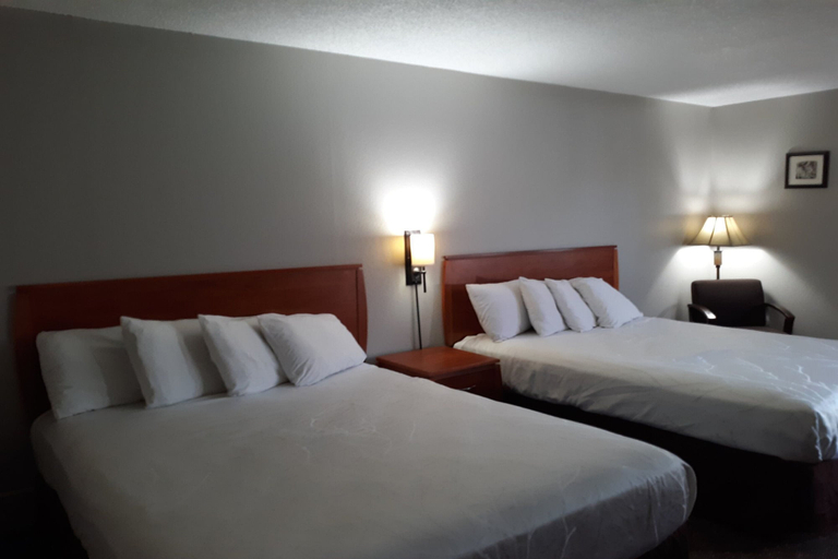 Bedroom 2, The Dakota, Minnehaha