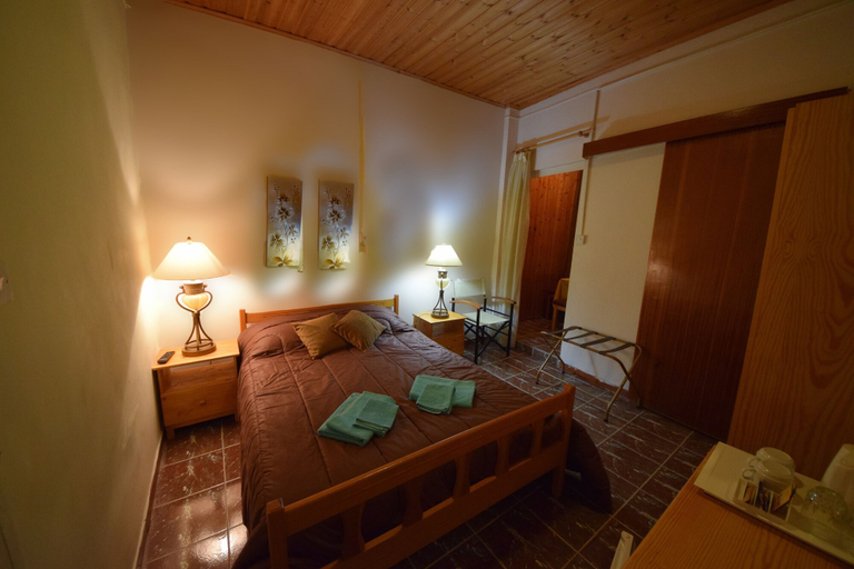 Bedroom 2, Christys Palace Hotel