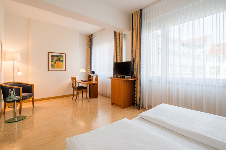 Bedroom 14