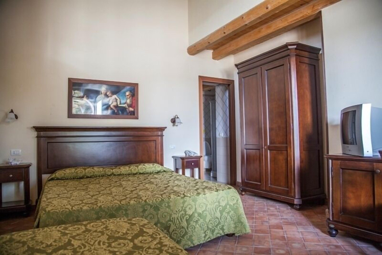Bedroom 2, Feudo Bauly, Syracuse