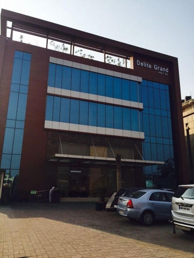 Exterior & Views, Hotel Delite Grand, Faridabad