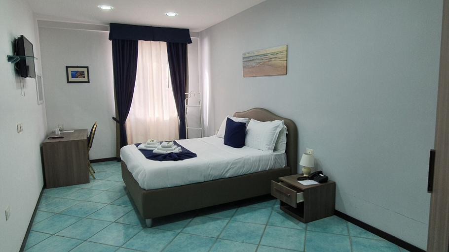 Bedroom 3, Hotel Polo Nautico, Salerno