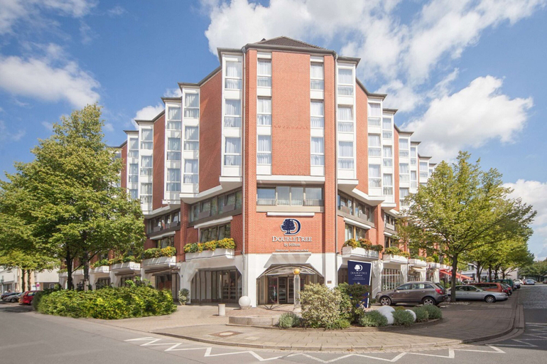 Exterior & Views 2, DoubleTree by Hilton Hannover Schweizerhof, Region Hannover
