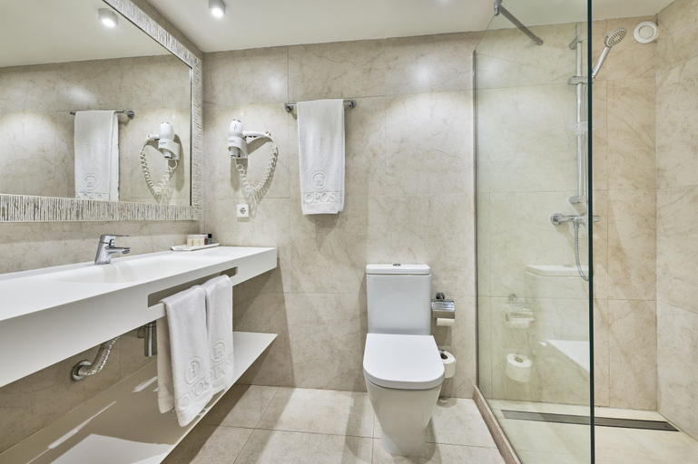 Bathroom 5, Hoposa Hotel Daina - Adults Only, Baleares