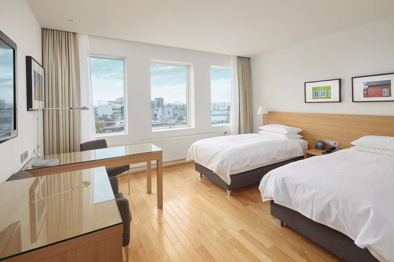 Bedroom 3, Hilton Reykjavik Nordica, Reykjavík