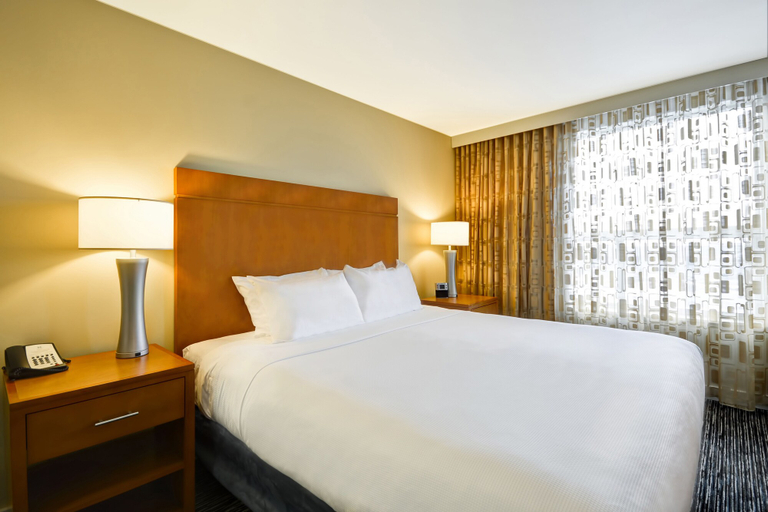 Bedroom 4, HYATT house Chicago/Naperville/Warrenville, Dupage