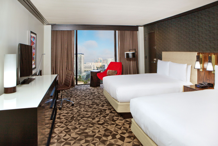 Bedroom 3, Hilton Miami Downtown, Miami-Dade
