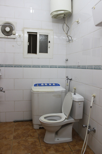 Bathroom 5, Al Eairy Furnished Apartments Al Baha 1