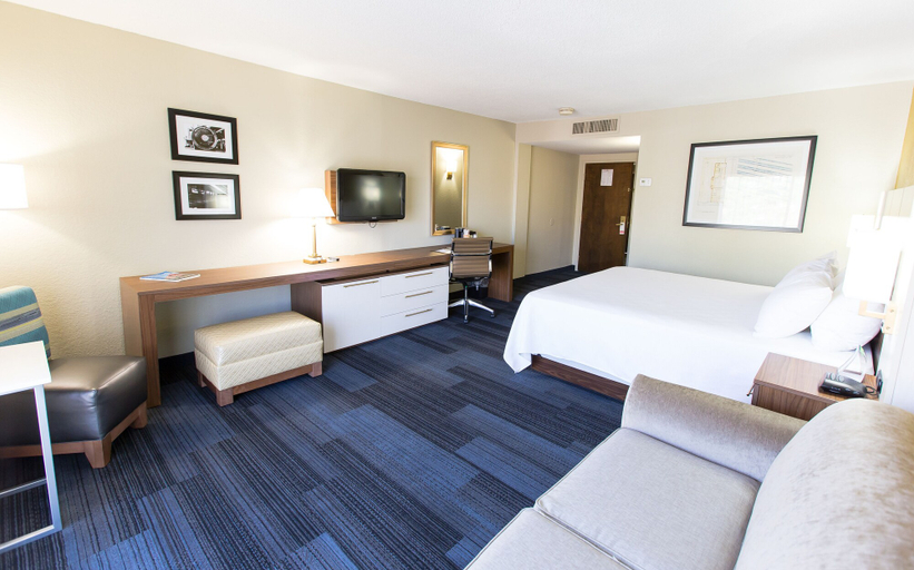 Bedroom 4, Chattanooga Choo-Choo, Hamilton