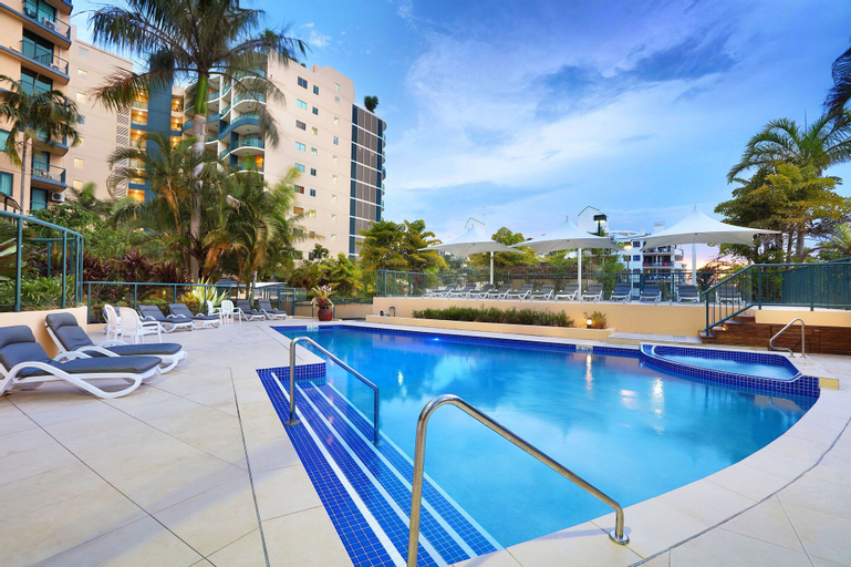 Sport & Beauty 3, Peninsular Beachfront Resort, Maroochy - Mooloolaba
