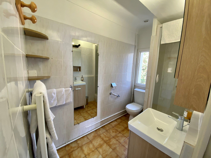 Bathroom 5, Logis hôtel la Bellaudière, Alpes-Maritimes