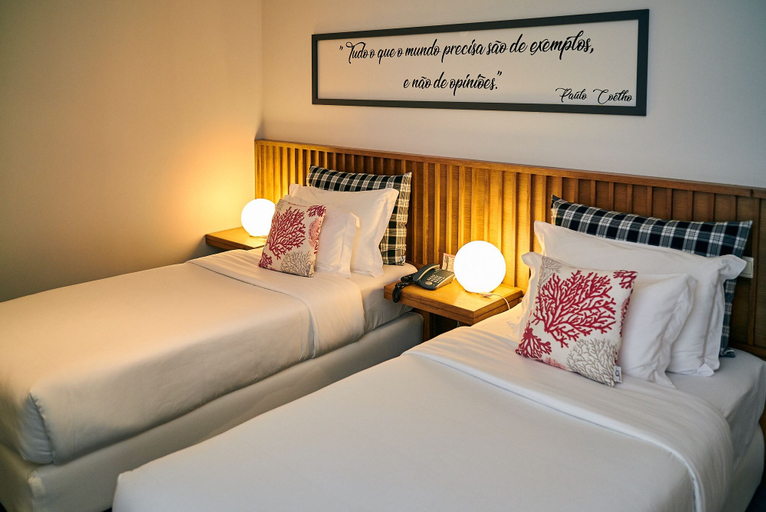 Bedroom 2, Hotel Praia Marina by RIDAN Hotels, Praia da Vitória