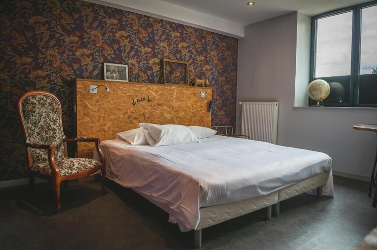 Bedroom 3, Le Jardin de la Reyssouze, Ain