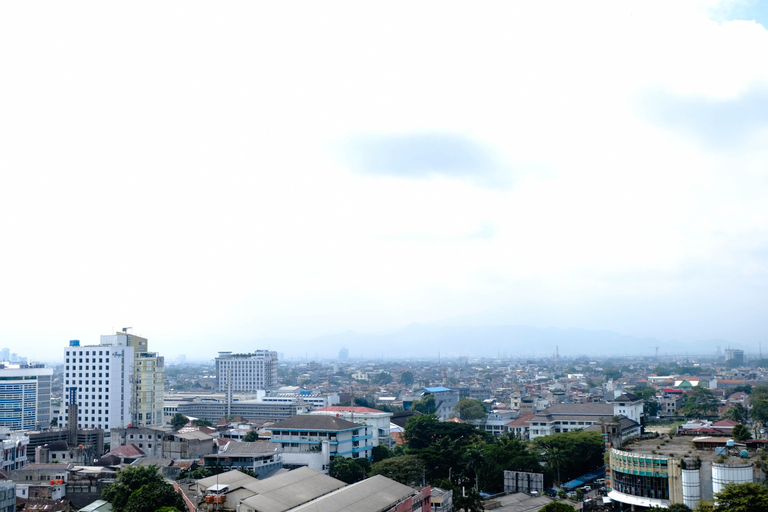 Exterior & Views, Spacious 3BR at Braga City Walk Apartment By Travelio, Bandung