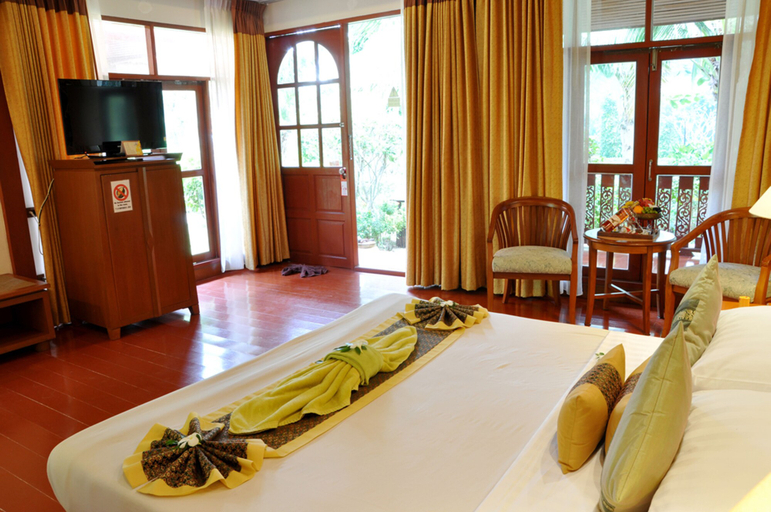 Bedroom 3, P. P. Erawan Palms Resort, Mueang Krabi