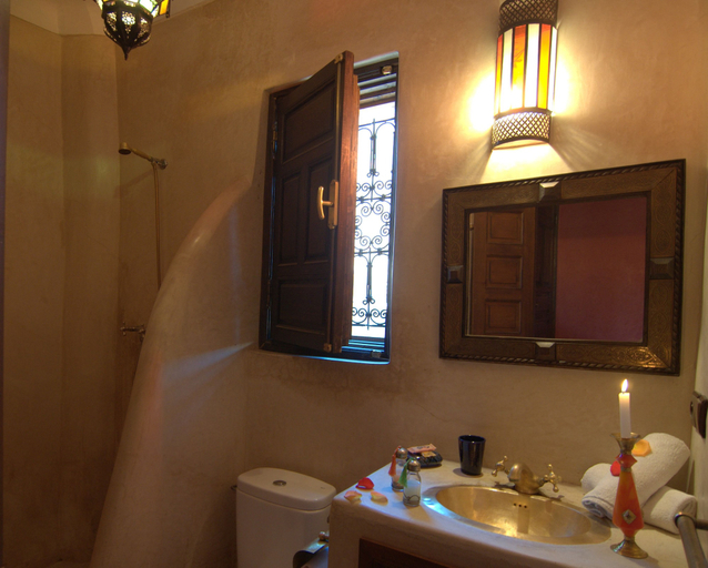 Bathroom 5, Riad Imilchil, Marrakech
