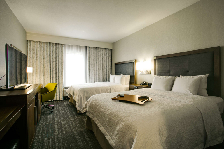 Bedroom 3, Hampton Inn & Suites Dallas/Ft. Worth Airport South, Fort Worth