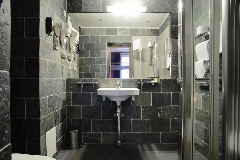 Bathroom 4, Hotel Hellsten, Stockholm