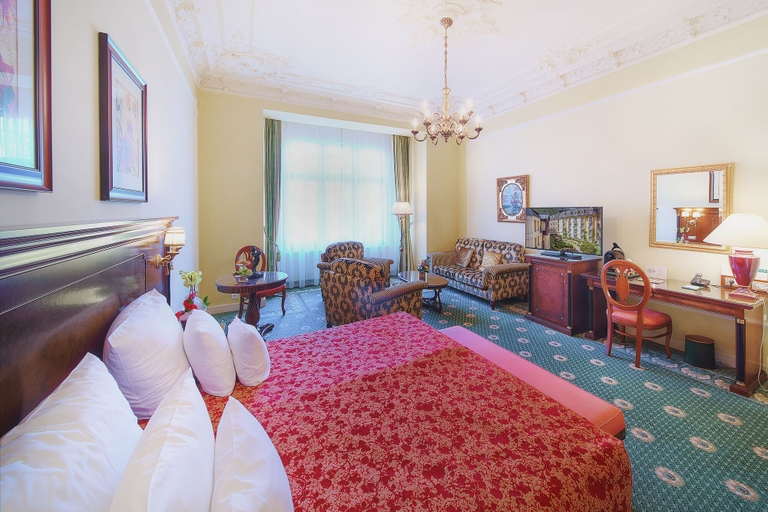 Bedroom 3, CARLSBAD PLAZA Medical Spa & Wellness hotel, Karlovy Vary
