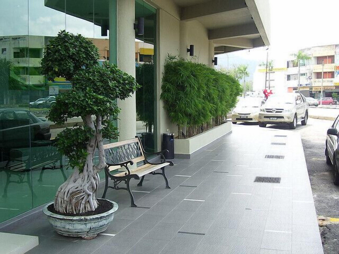 Others 4, Greenleaf Hotel, Kuantan