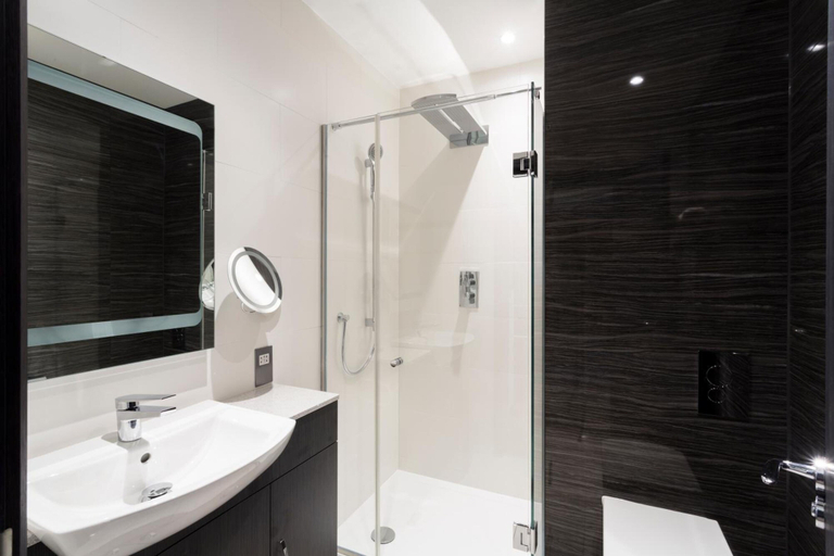 Bathroom 4, The Westbourne Hyde Park, London