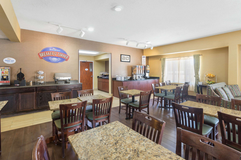 Food & Drinks 5, Baymont by Wyndham Orangeburg North, Orangeburg