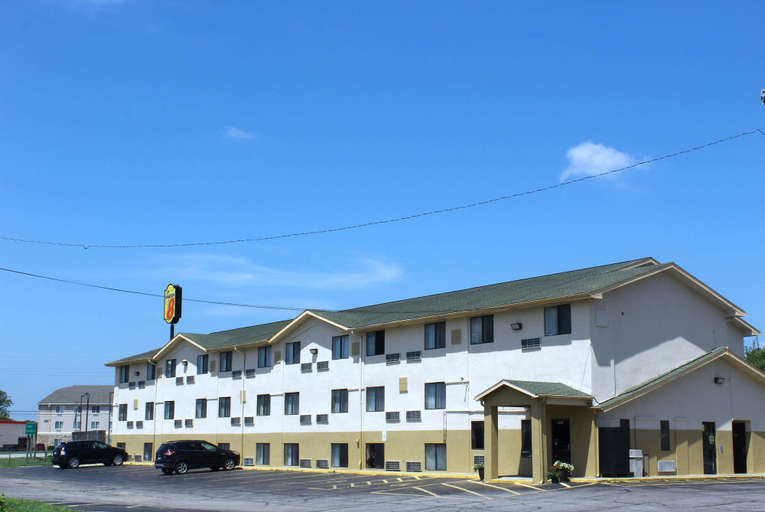 Exterior & Views 1, Super 8 by Wyndham Topeka/Wanamaker RD/I-70, Shawnee