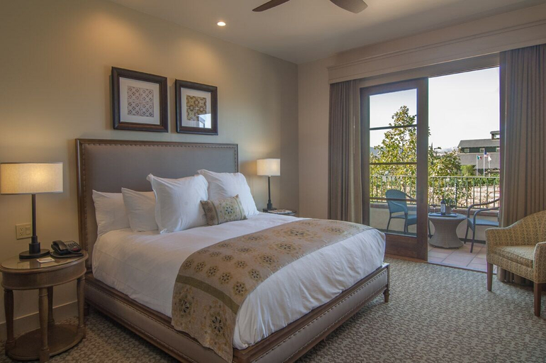 Bedroom 3, Ponte Vineyard Inn, Riverside