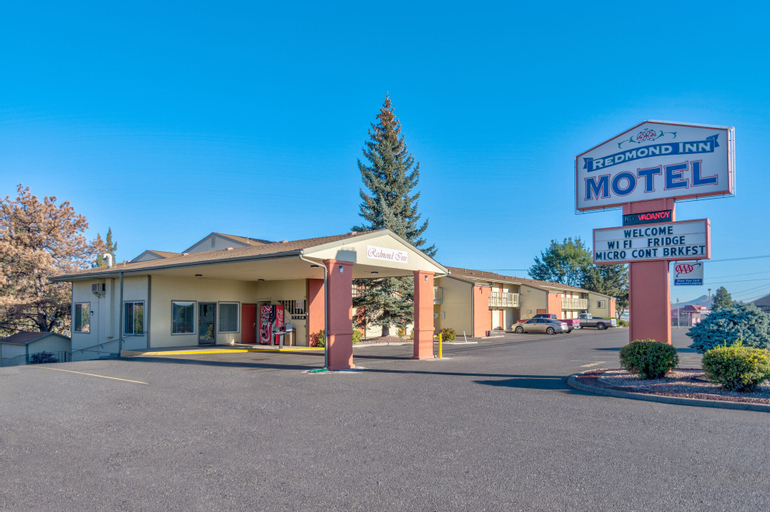 Redmond Inn, Deschutes