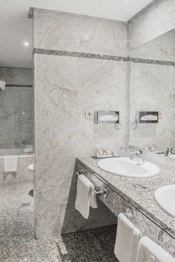 Bathroom 5, Parador De Baiona, Pontevedra
