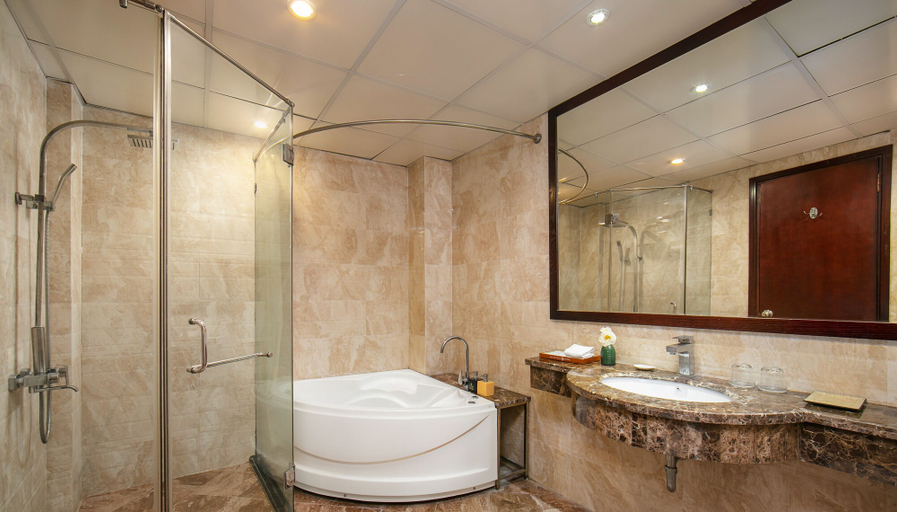 Bathroom 4, Babylon Grand Hotel & Spa, Ba Đình
