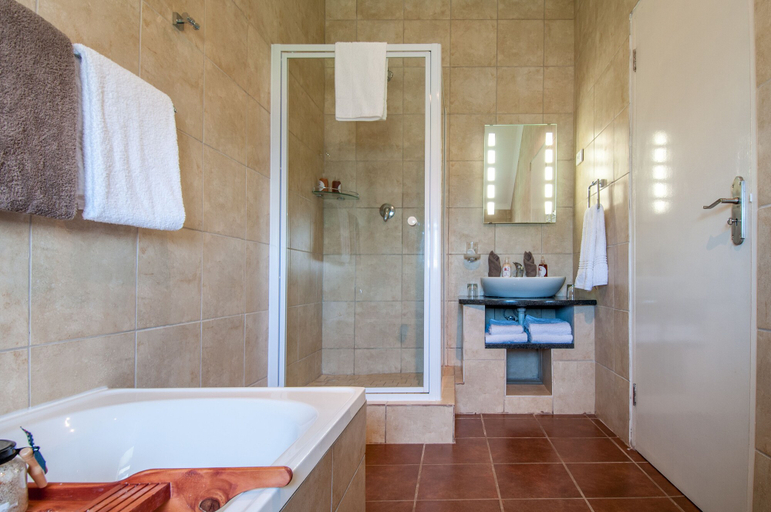 Bathroom 4, Wind-Rose Guest House, City of Cape Town