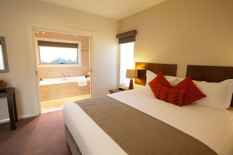 Bedroom 25